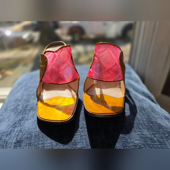 CHANEL Patent Leather Heels Vintage Women's Sandals Gold and Pink Size 36 1/2 - Picture 11 of 16